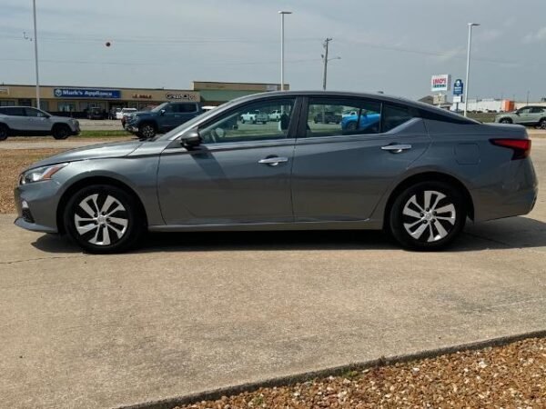 2020 Nissan Altima 2.5 S - Image 3