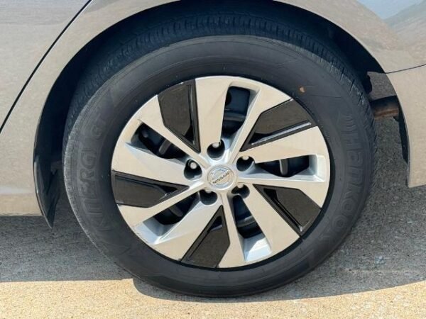 2020 Nissan Altima 2.5 S - Image 8