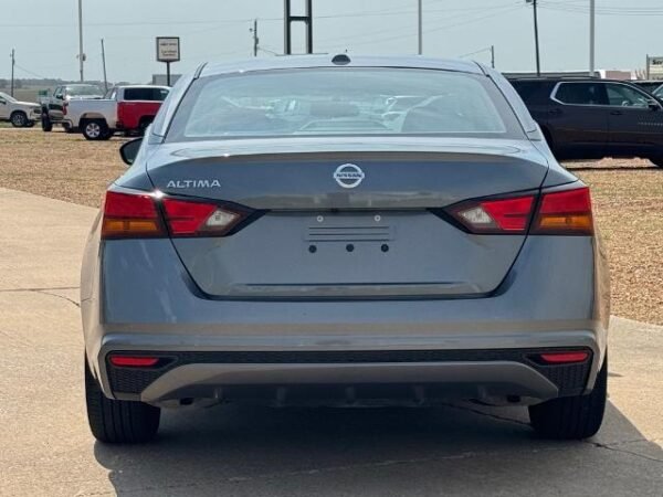 2020 Nissan Altima 2.5 S - Image 5