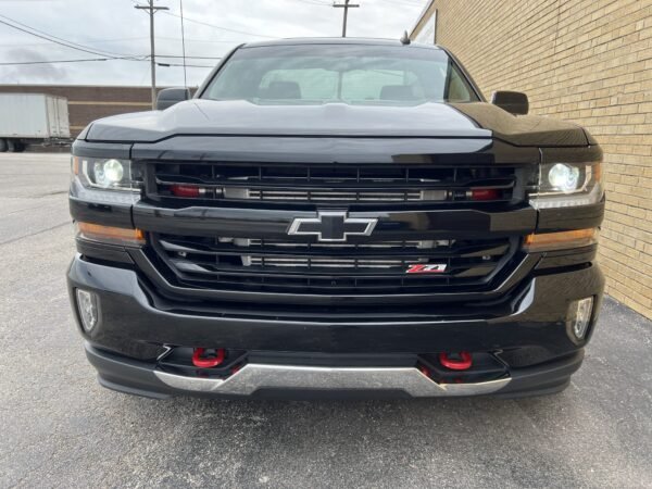 2017 Chevrolet Silverado - Image 3