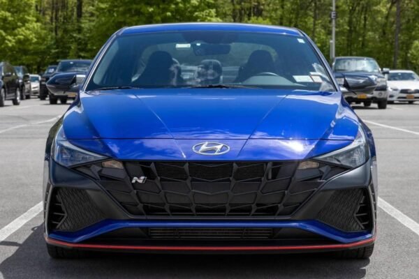 2022 Hyundai Elantra N - Image 3