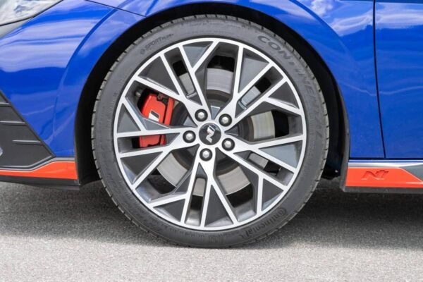 2022 Hyundai Elantra N - Image 9