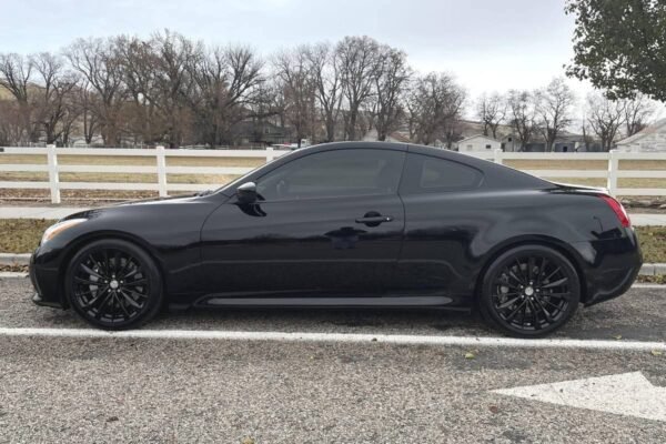2013 Infiniti G37S Coupe - Image 4