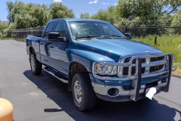 2003 Dodge Ram 2500 SLT 4x4 - Image 2