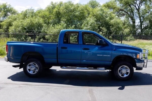 2003 Dodge Ram 2500 SLT 4x4 - Image 4