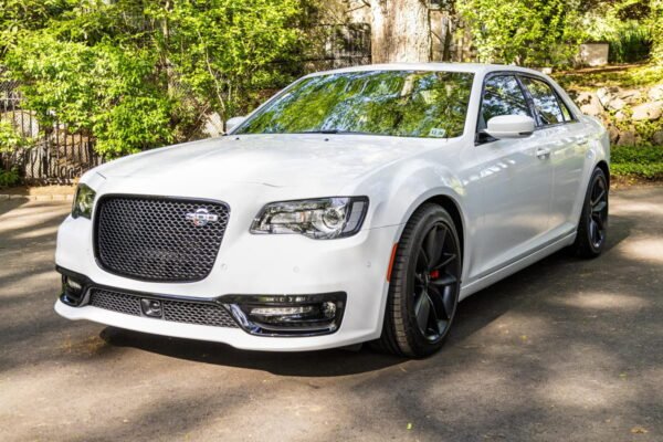 2023 Chrysler 300C