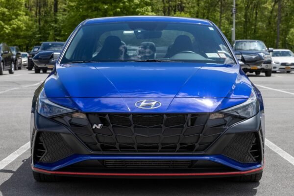 2022 Hyundai Elantra N - Image 2