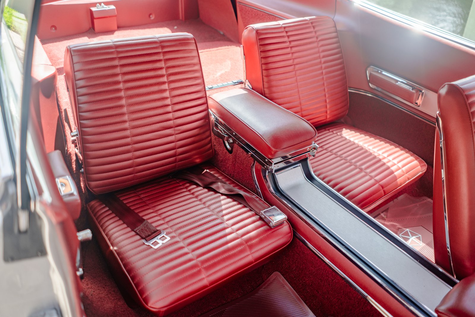 1966 Dodge Charger 383 - Image 13