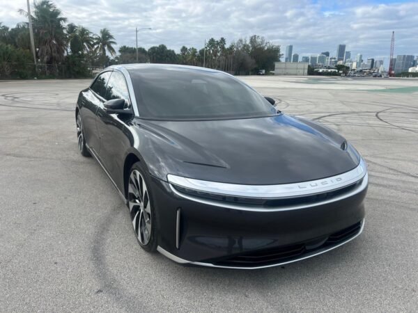 2023 Lucid Air Touring - Image 2