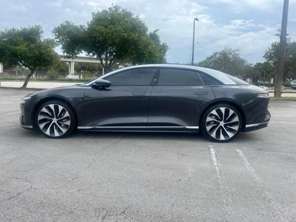 2023 Lucid Air Touring - Image 5