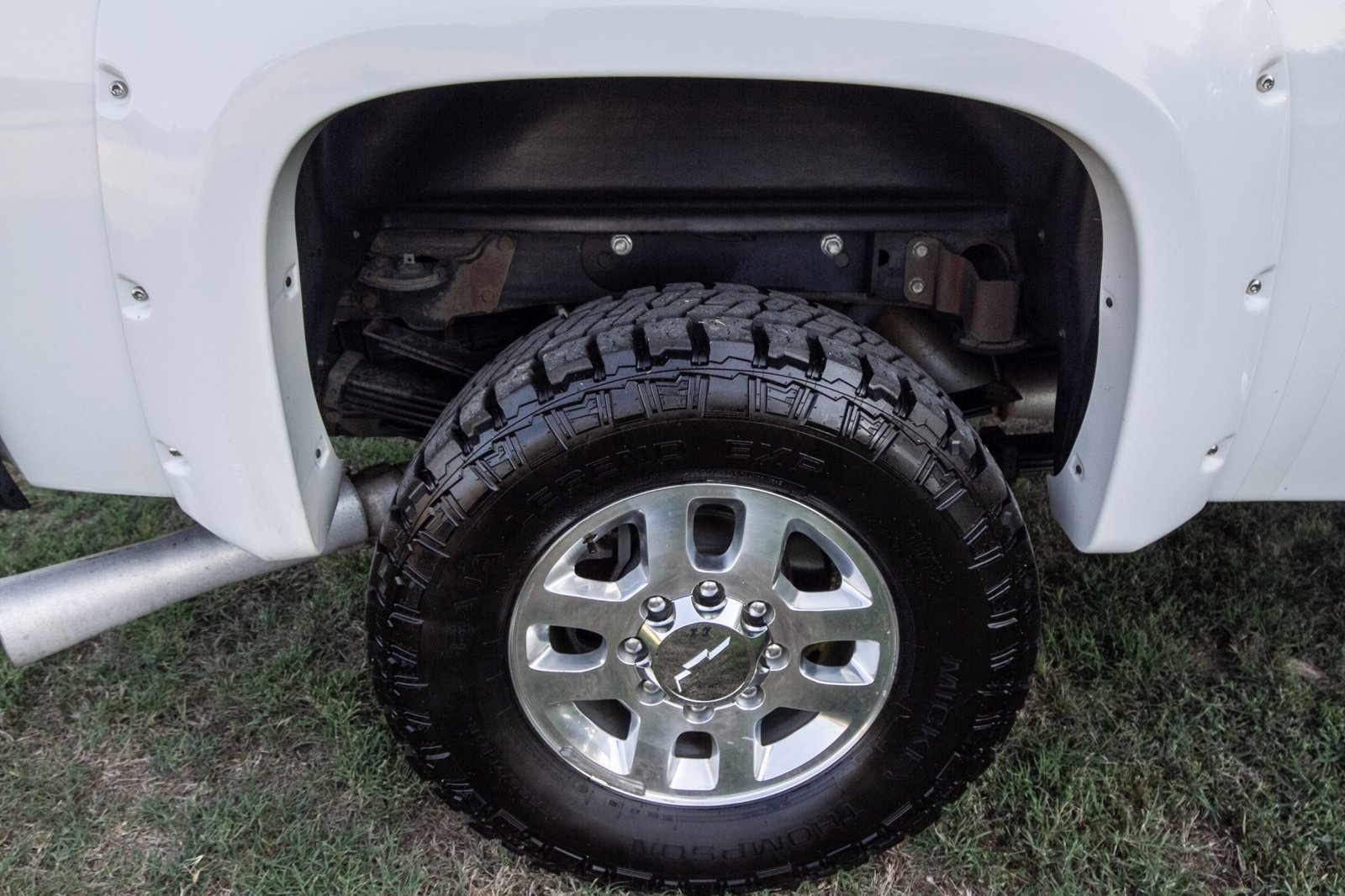 2013 Chevrolet Silverado 3500HD LT Crew Cab Duramax 4×4 - Image 11