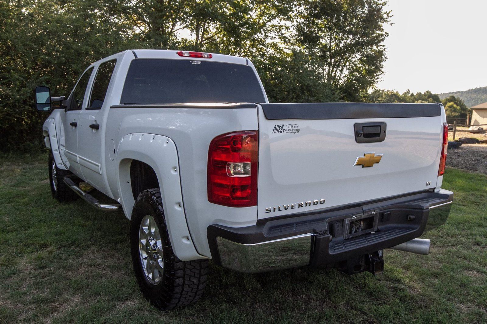 2013 Chevrolet Silverado 3500HD LT Crew Cab Duramax 4×4 - Image 8