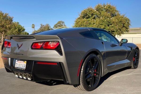 2015 Chevrolet Corvette Coupe - Image 6