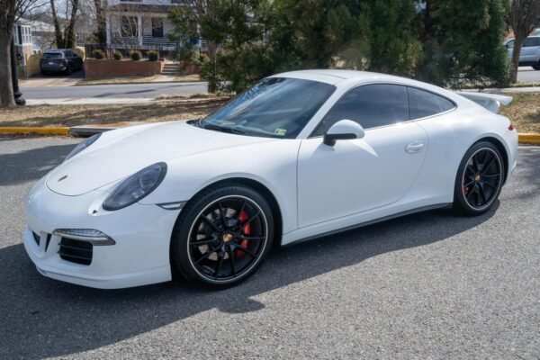 2013 Porsche 911 Carrera 4S Coupe - Image 2
