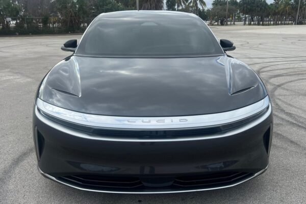 2023 Lucid Air Touring - Image 3
