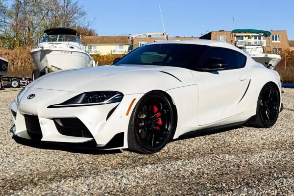2022 Toyota Supra 3.0 Premium - Image 2