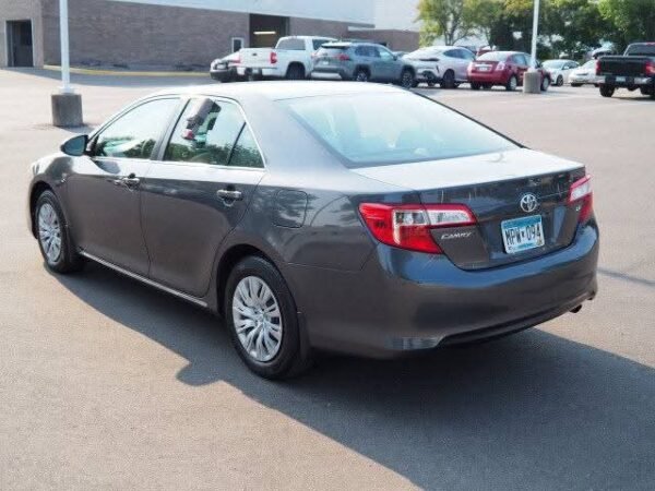 2012 Toyota Camry LE - Image 6