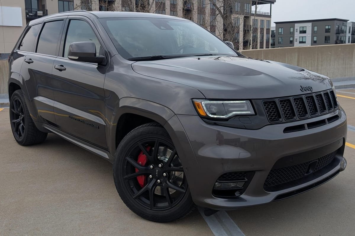 2019 Jeep Grand Cherokee SRT - Image 2