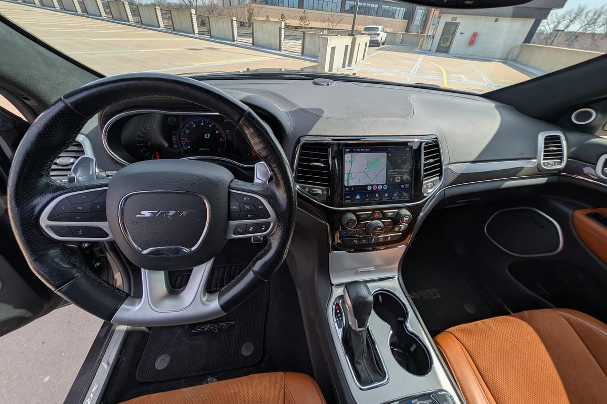 2019 Jeep Grand Cherokee SRT - Image 10