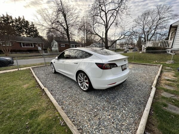 2019 Tesla Model 3 Performance - Image 6