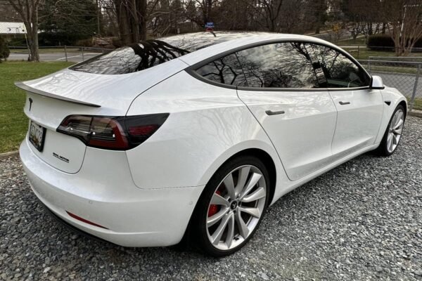 2019 Tesla Model 3 Performance - Image 7
