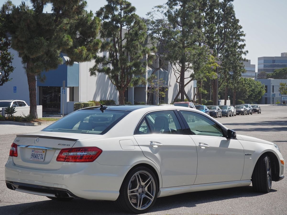 2011 Mercedes-Benz E63 AMG Sedan - Image 9