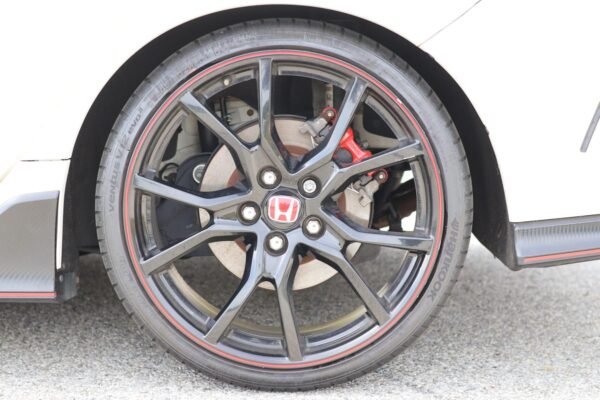 2017 Honda Civic Type R - Image 9