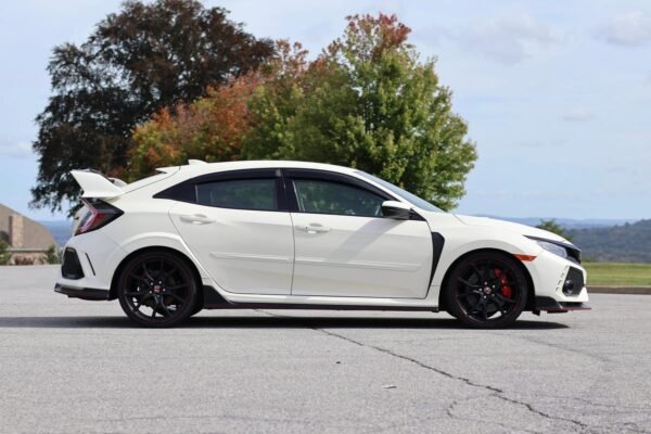 2017 Honda Civic Type R - Image 5