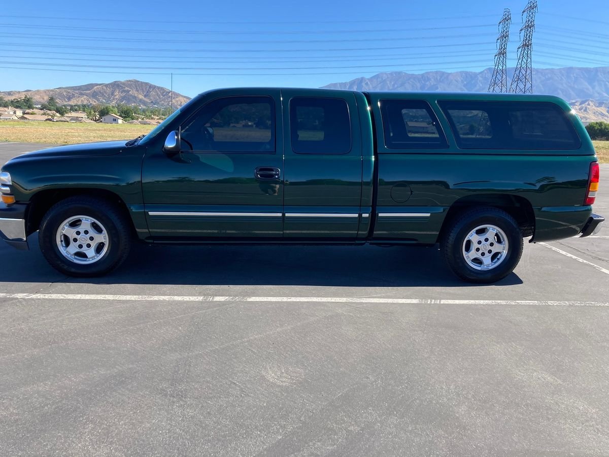2001 Chevrolet Silverado 1500 LS - Image 4
