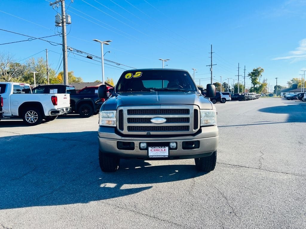 2005 Ford Excursion Limited - Image 2