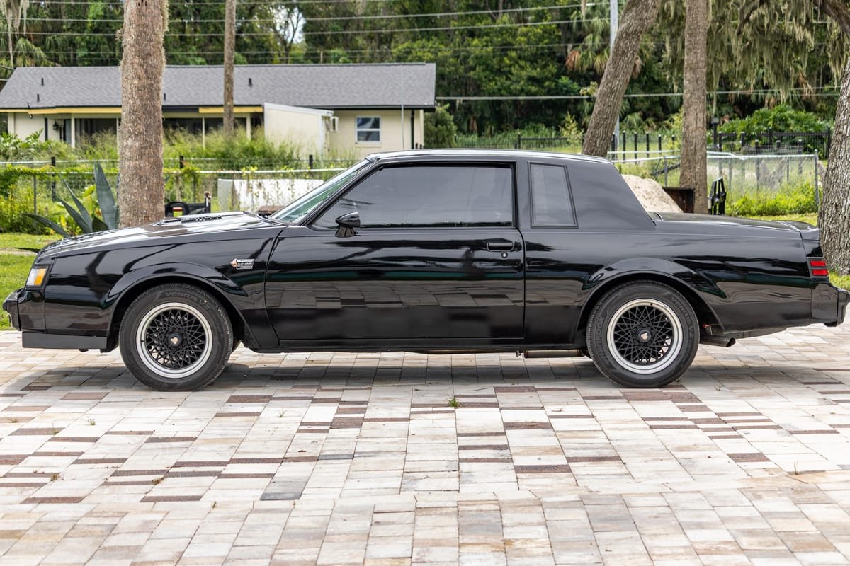 1987 Buick Regal Grand National - Image 4