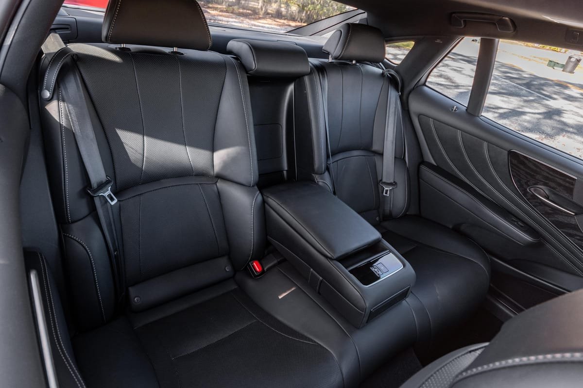 2021 Lexus LS 500 - Image 13