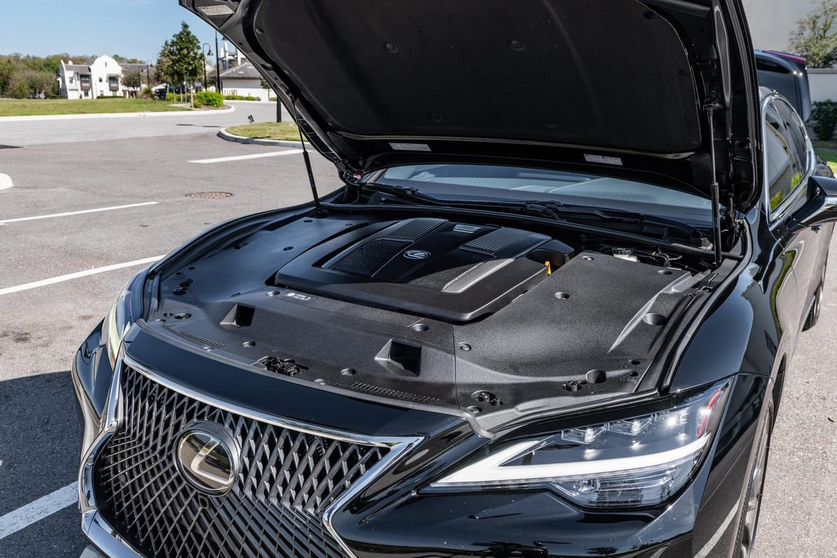 2021 Lexus LS 500 - Image 16