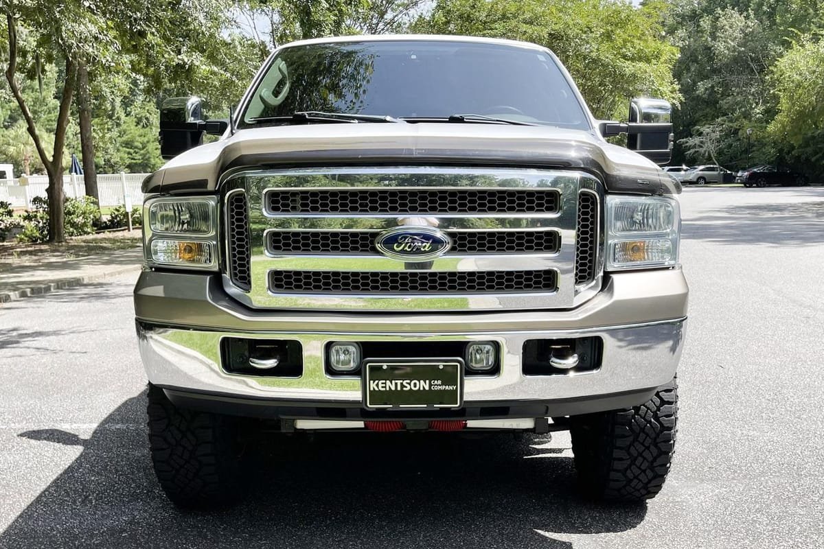 2006 Ford F-350 King Ranch 4x4 - Image 2