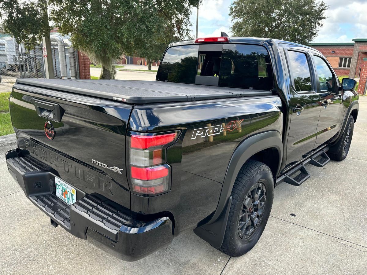 2023 Nissan Frontier PRO-4X Crew Cab 4x4 - Image 7