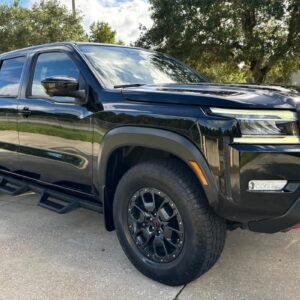 2023 Nissan Frontier PRO-4X Crew Cab 4x4