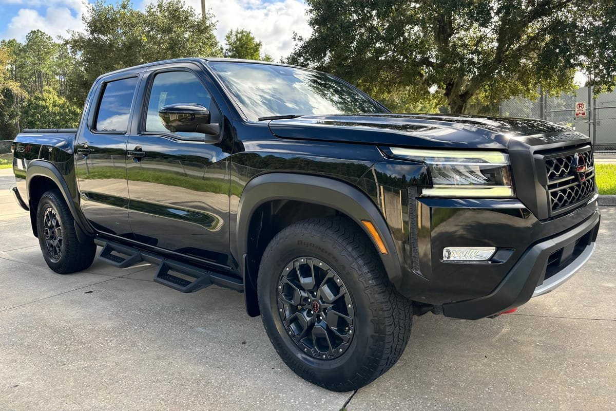 2023 Nissan Frontier PRO-4X Crew Cab 4x4