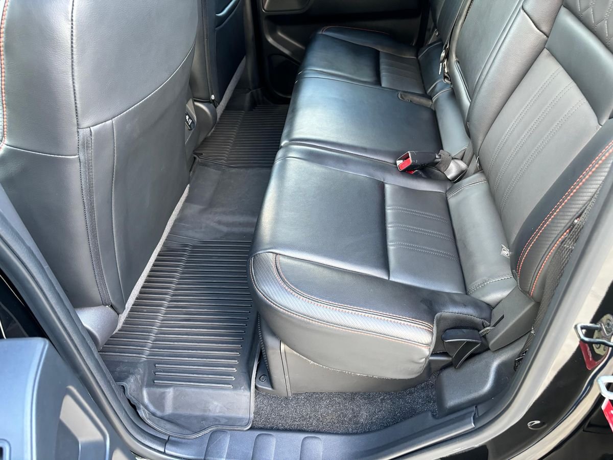 2023 Nissan Frontier PRO-4X Crew Cab 4x4 - Image 15