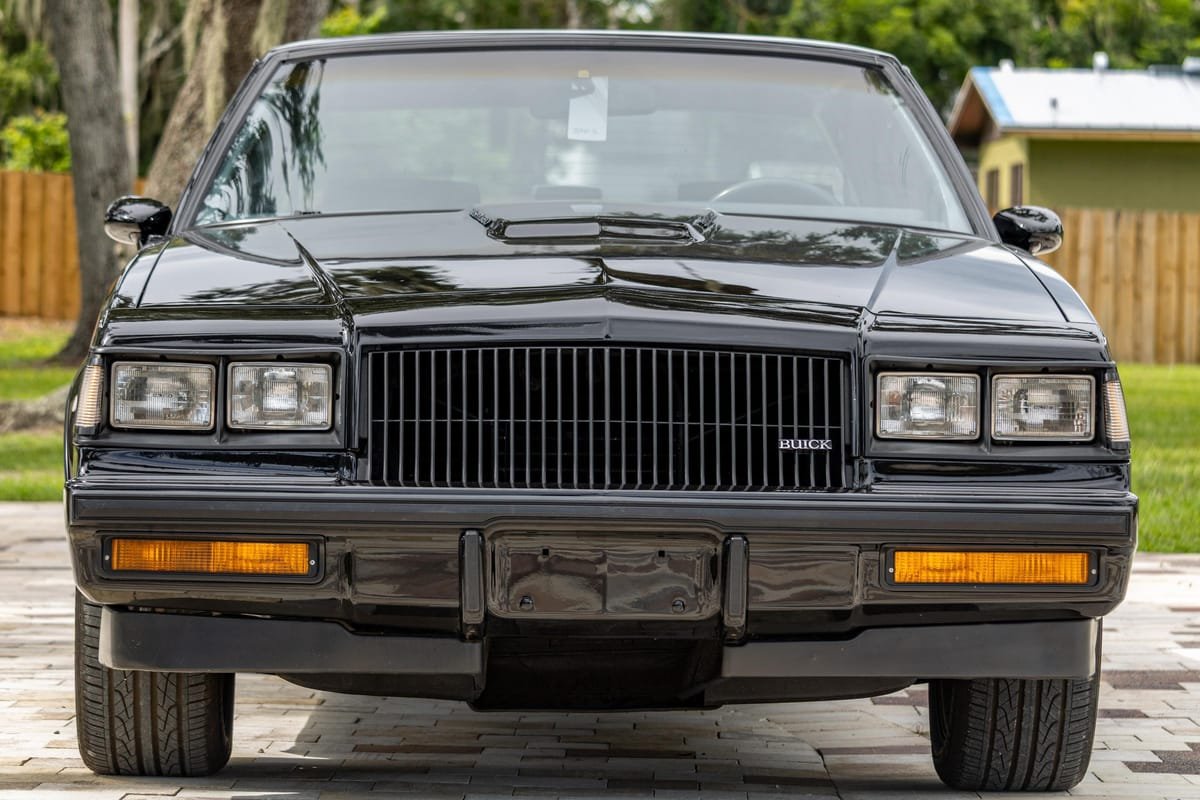 1987 Buick Regal Grand National - Image 2